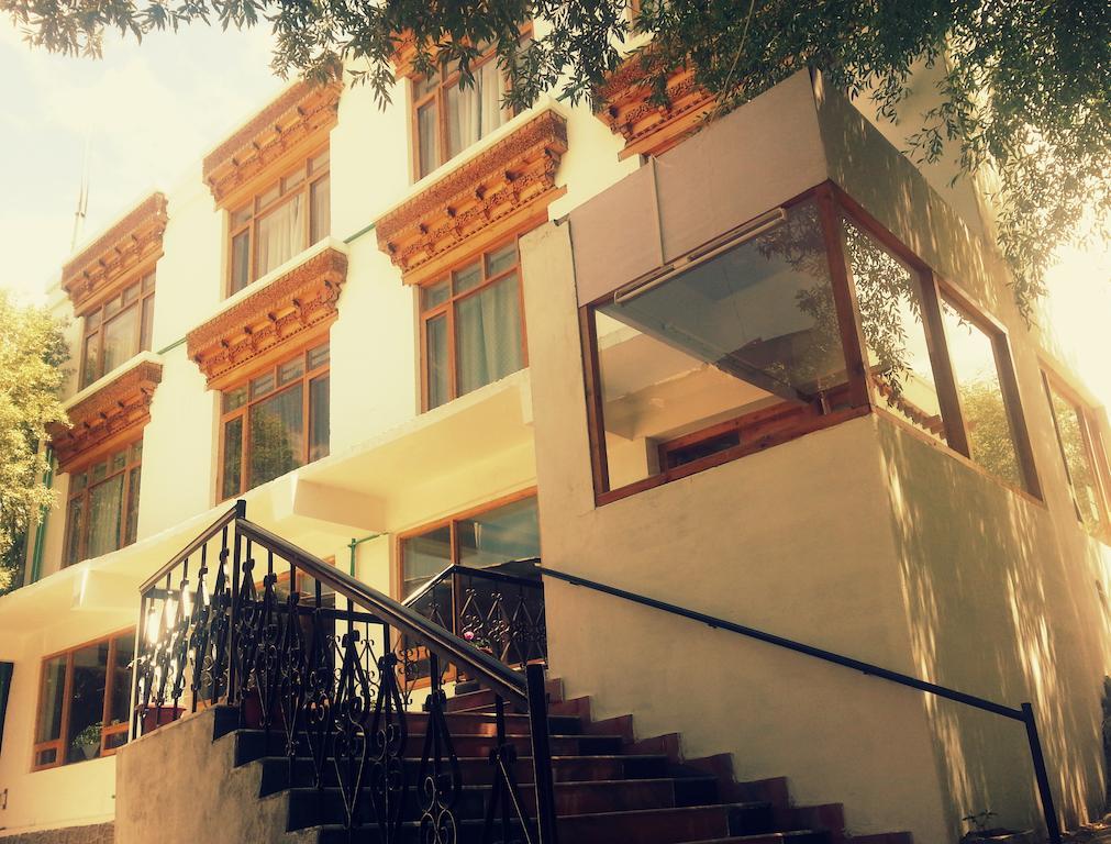 The Hotel Himalaya, 列城 外观 照片