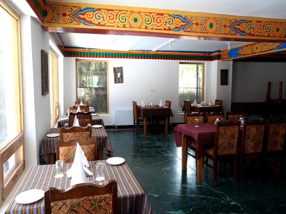 The Hotel Himalaya, 列城 外观 照片