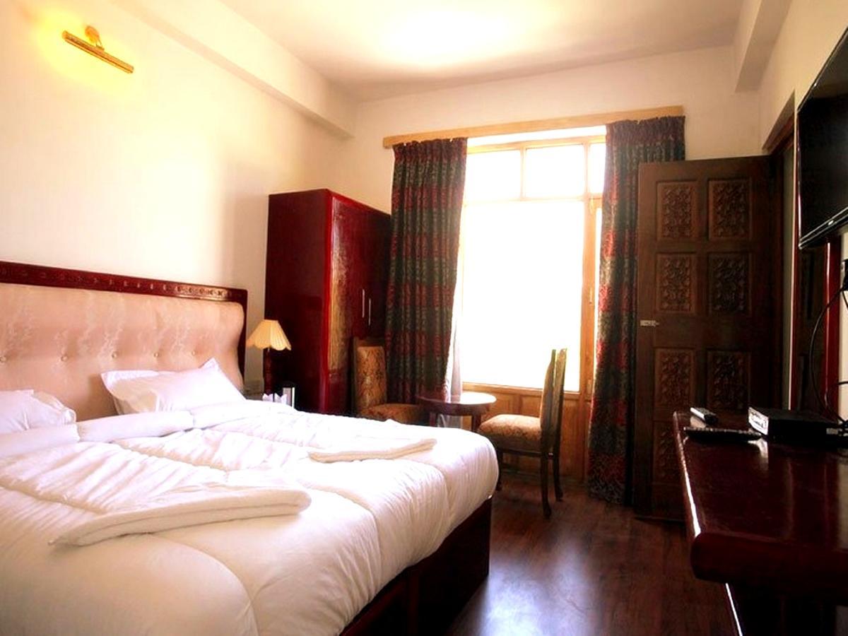 The Hotel Himalaya, 列城 外观 照片