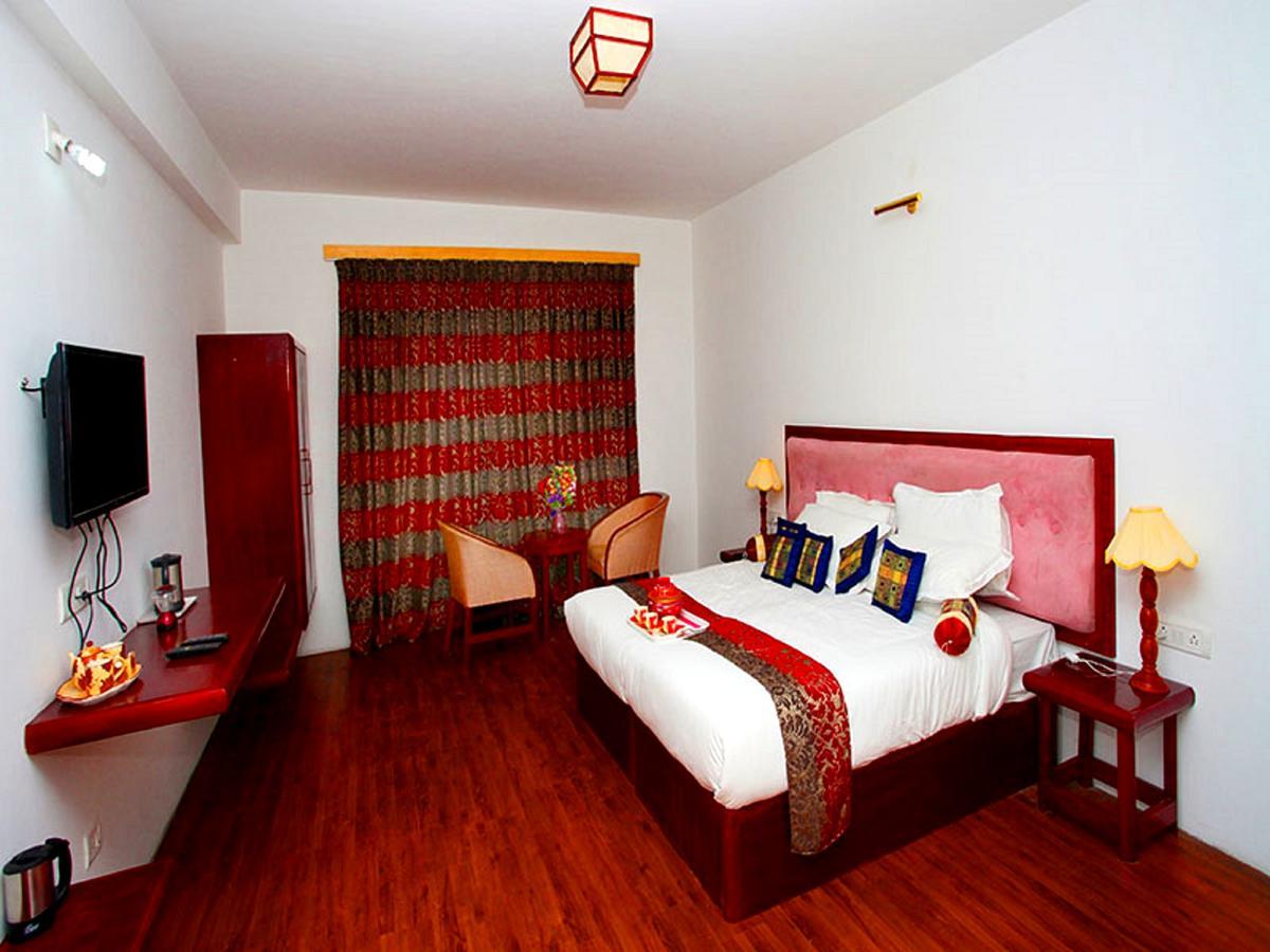 The Hotel Himalaya, 列城 外观 照片