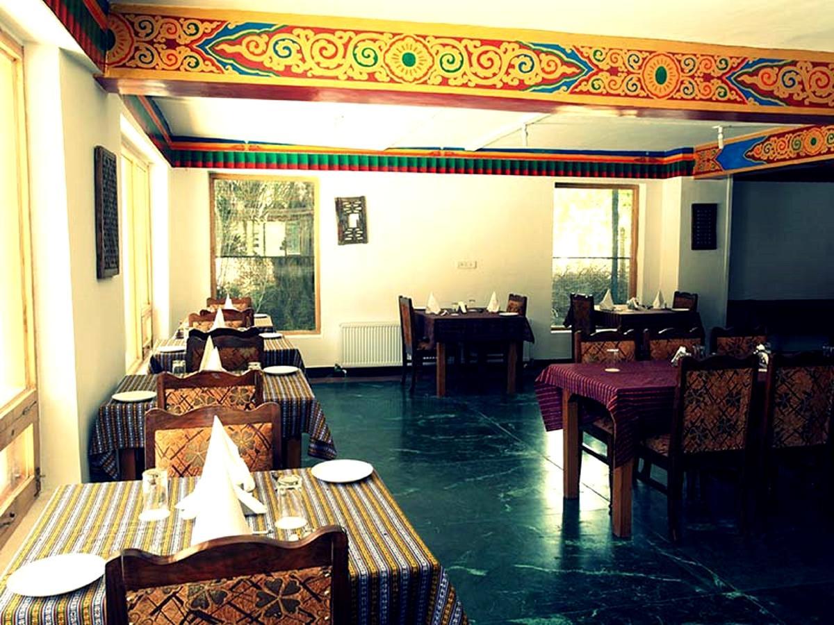 The Hotel Himalaya, 列城 外观 照片